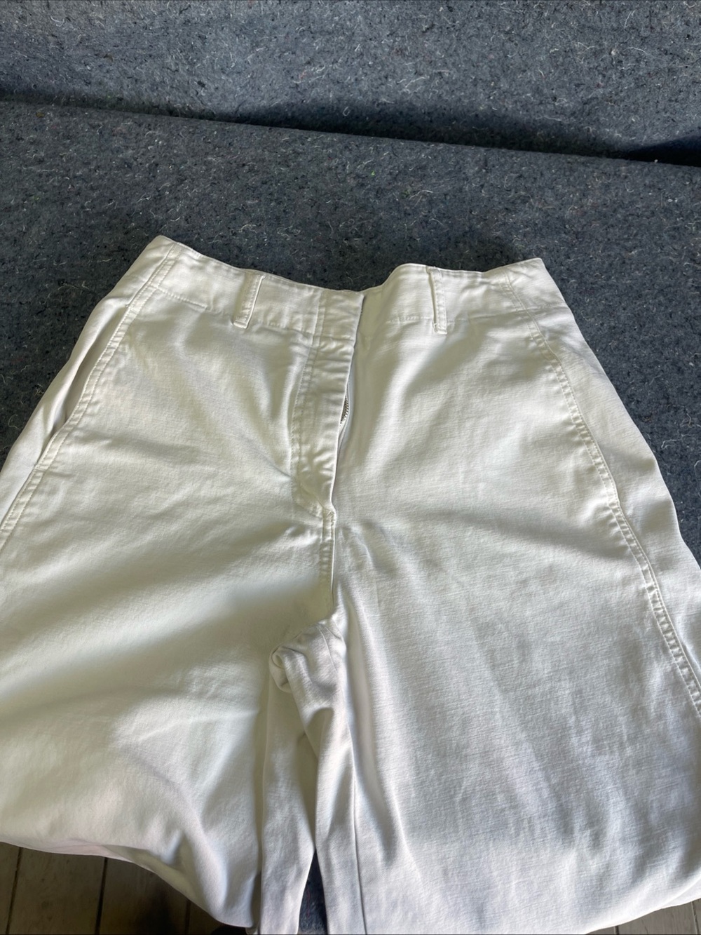 Wilfred White Men's Chino Pants